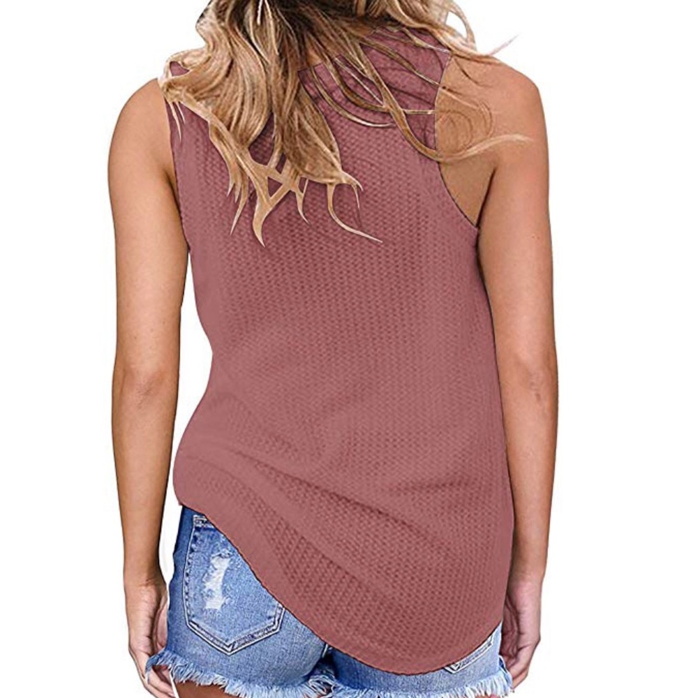 NWOT red Knit waffle tank top - Picture 2 of 5